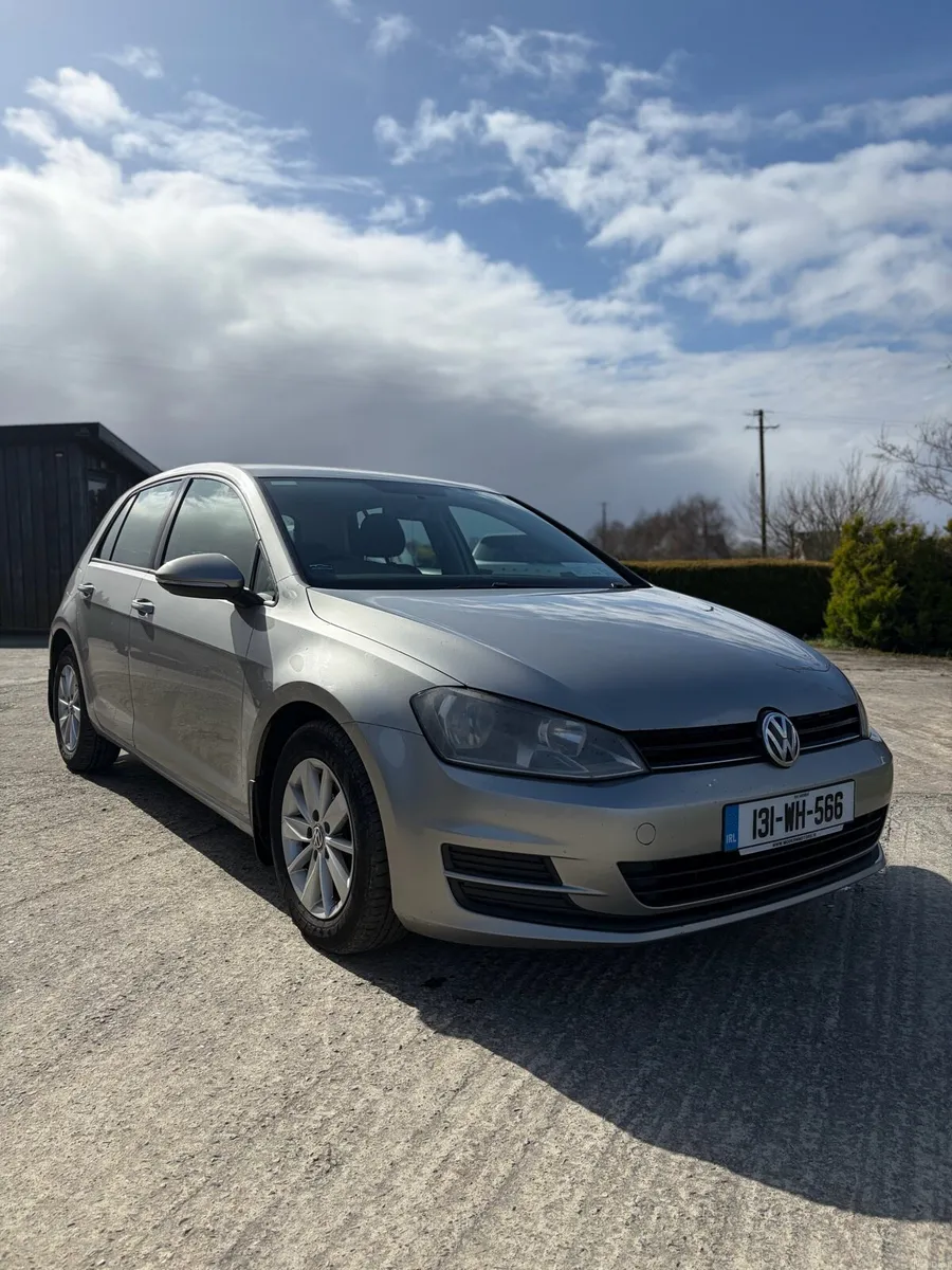 2013 Volkswagen Golf - Image 1