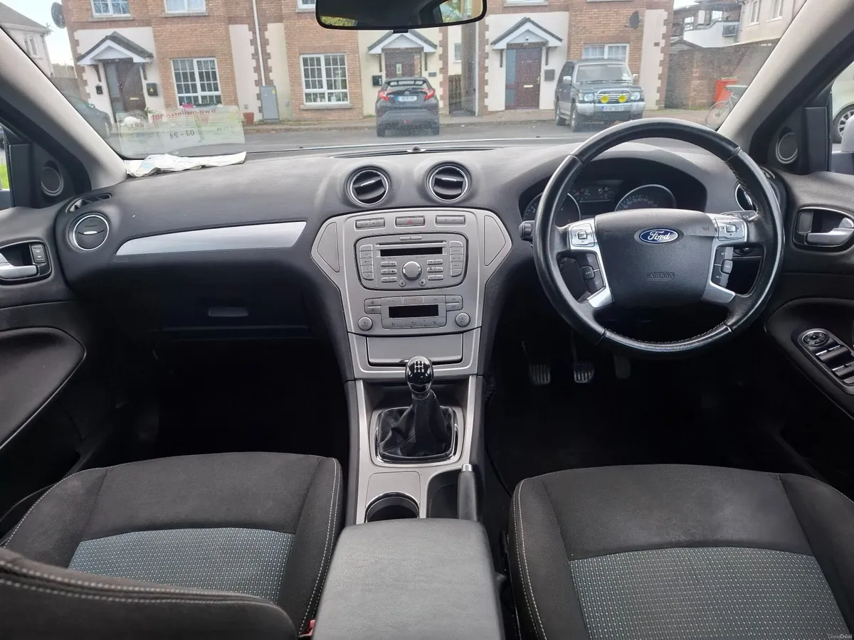 Ford Mondeo 2010 - Image 2