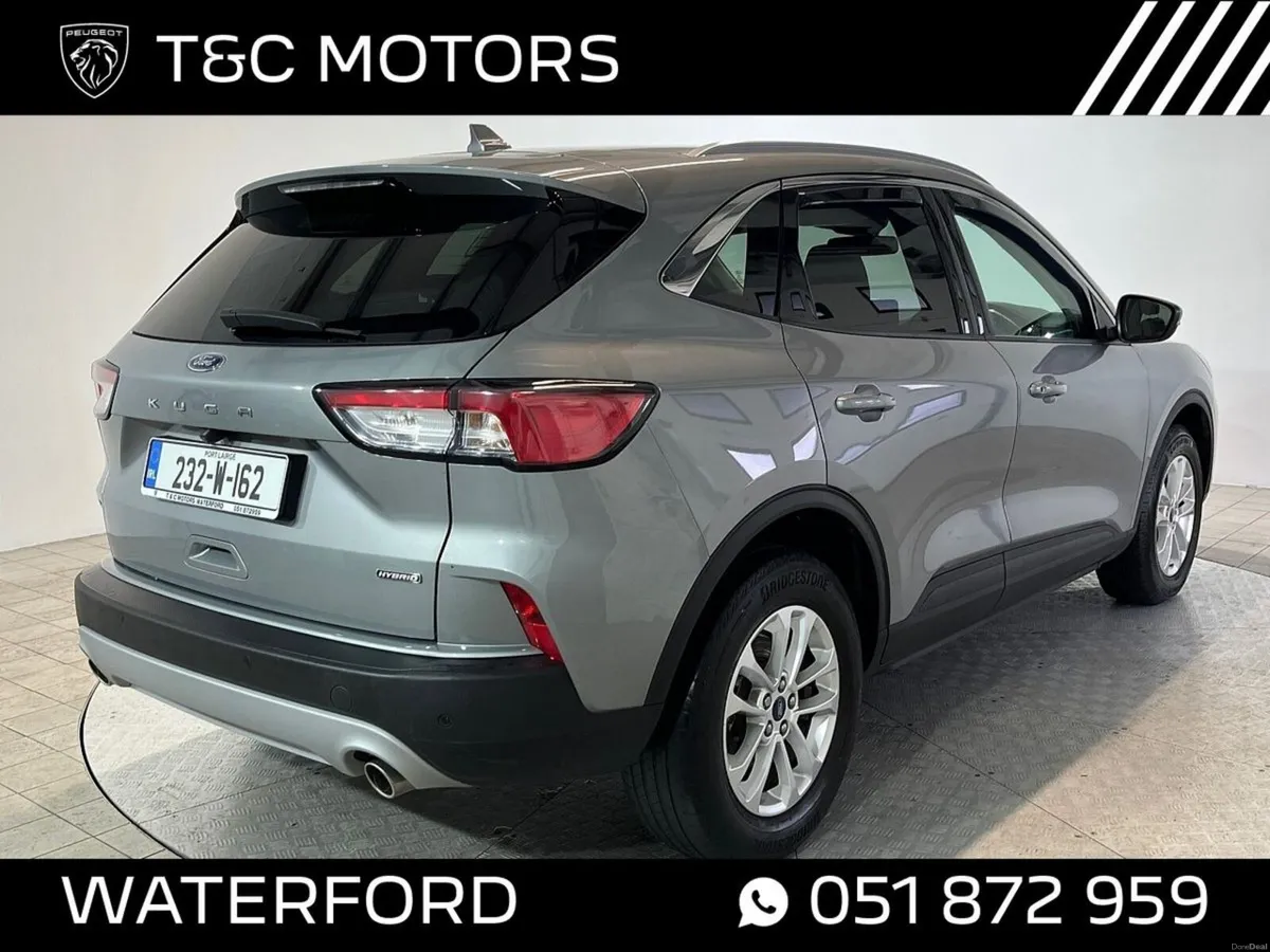 Ford Kuga Titanium Duratec FHEV 2.5 225PS Auto - L - Image 3