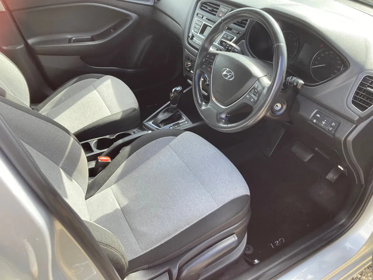 Hyundai i20 2016 Automatic Petrol - Image 4