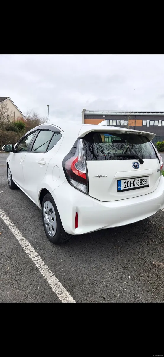 2020 Toyota Aqua - Image 3