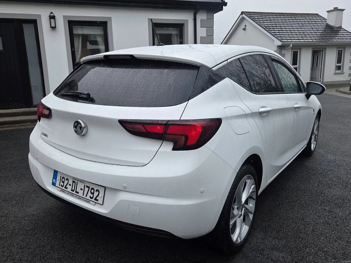 2019 VAUXHALL ASTRA ECOTEC  SRI 1.6CDTI - Image 6