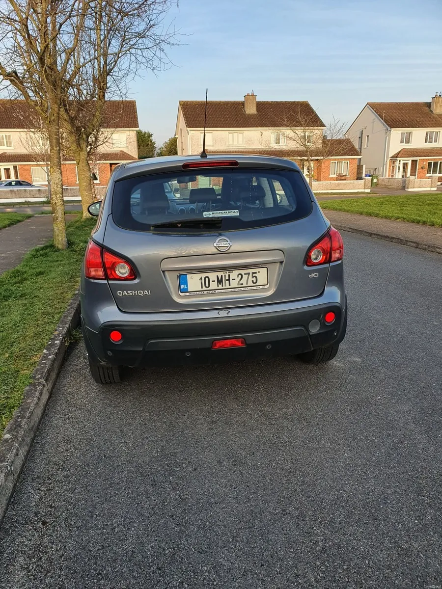 Nissan Qashqai 2010 - Image 2