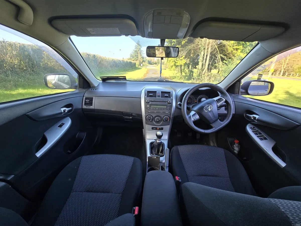 Toyota corolla 1.4 DIESEL NCT 05 27 Manual 193 000 - Image 4