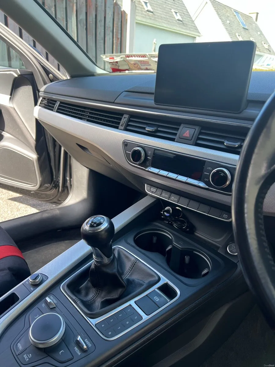 Black 2016 Audi A4 - Image 3