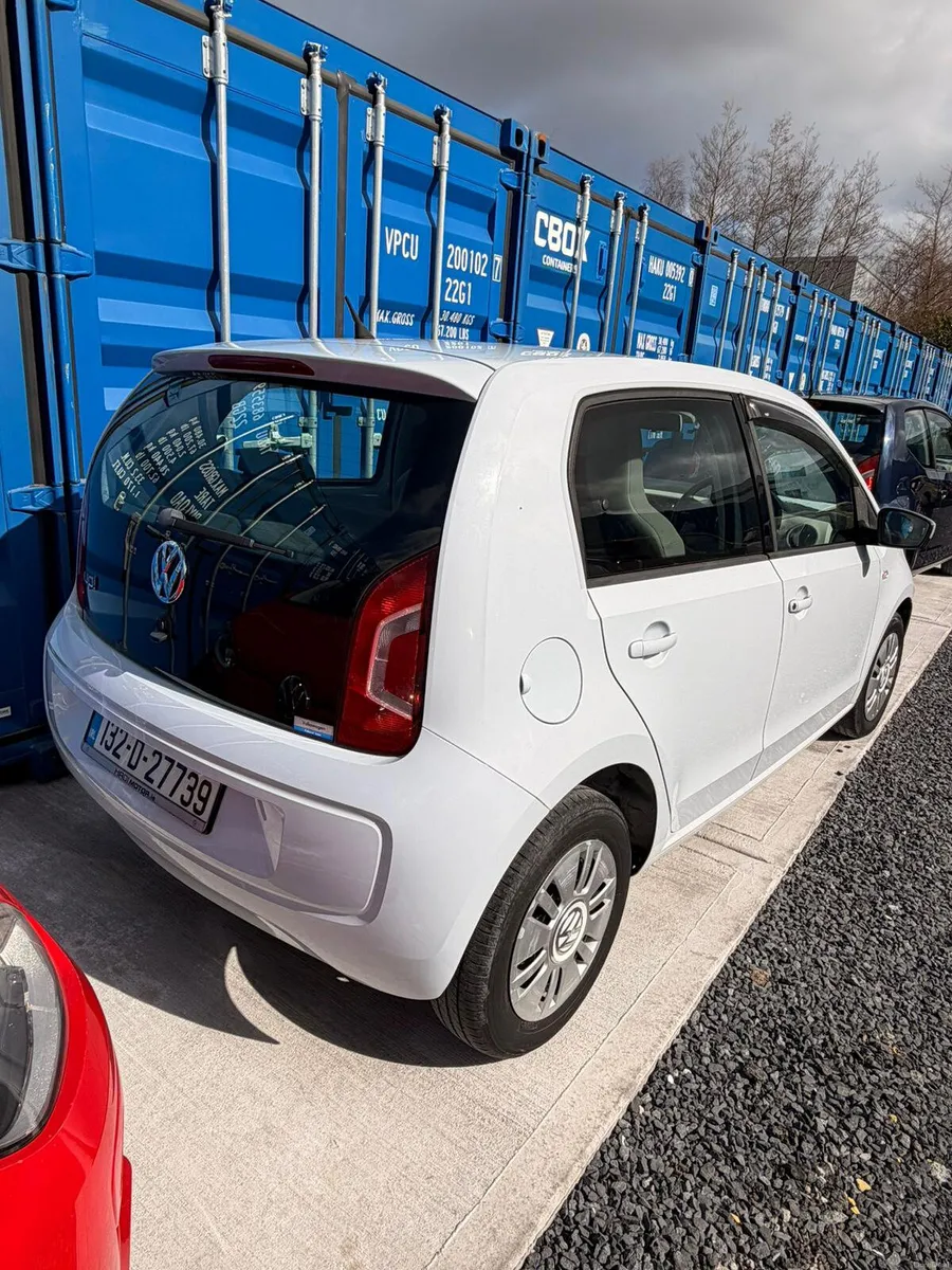 Volkswagen up! 2013 - Image 2