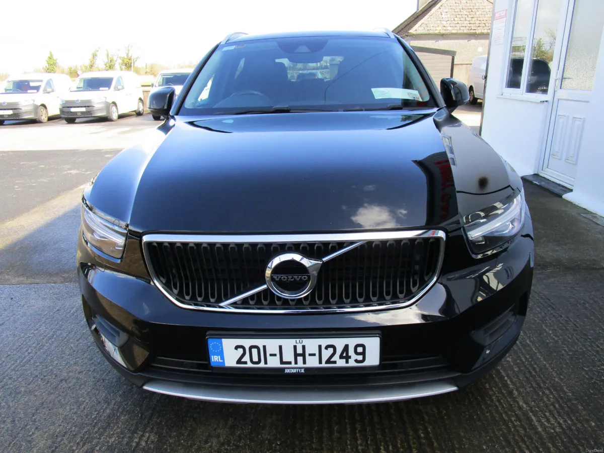 Volvo XC40 2020 - Image 2