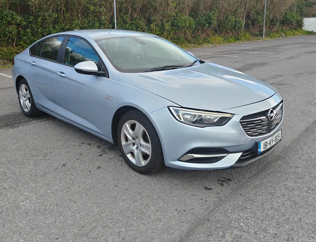 181 Opel Insignia NCT 03/28 - Image 2