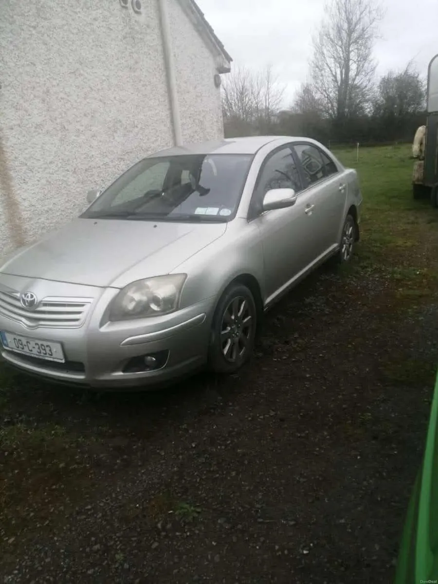 Toyota Avensis 2009 - Image 2