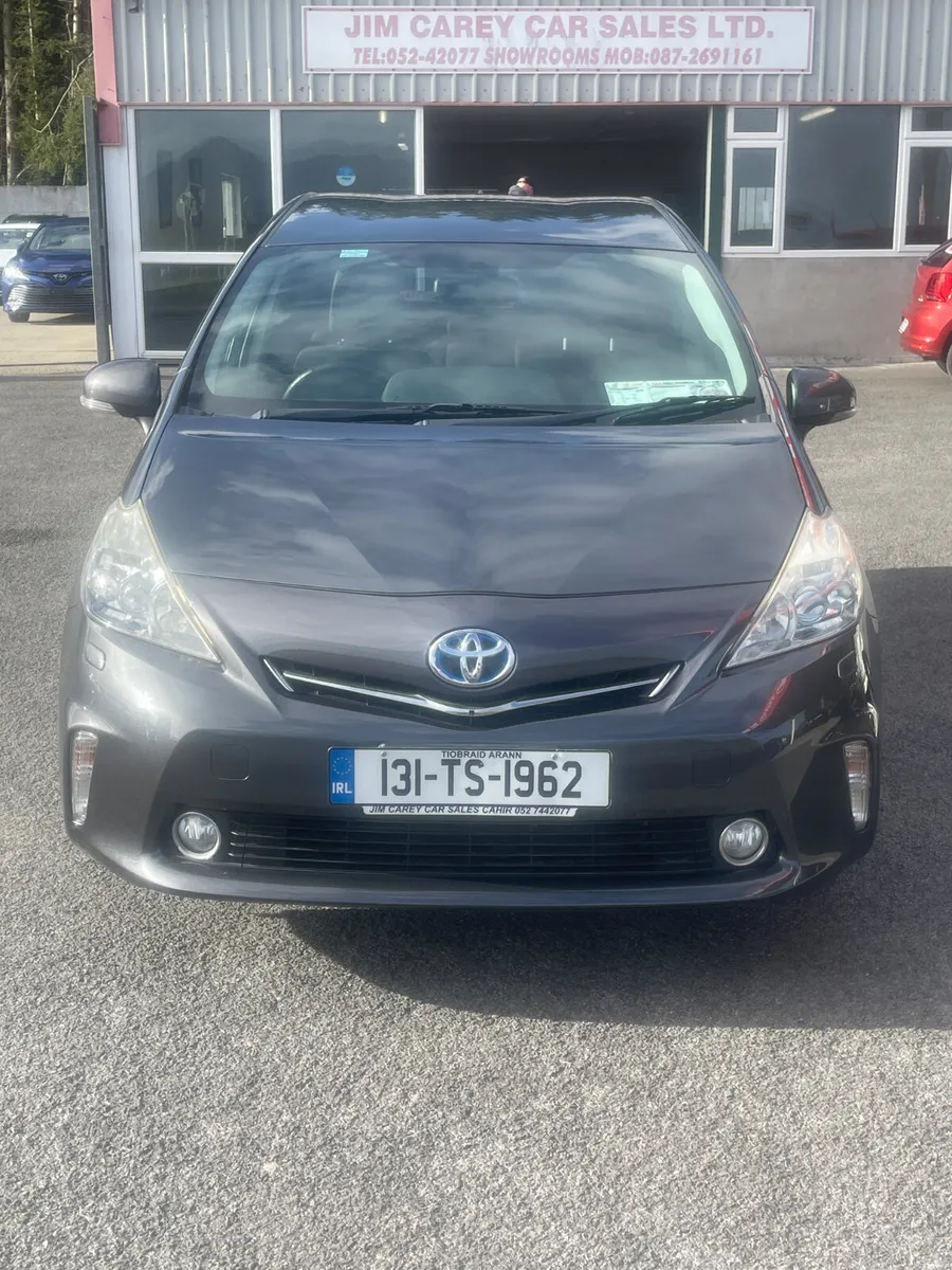 Toyota Prius 2013 - Image 2