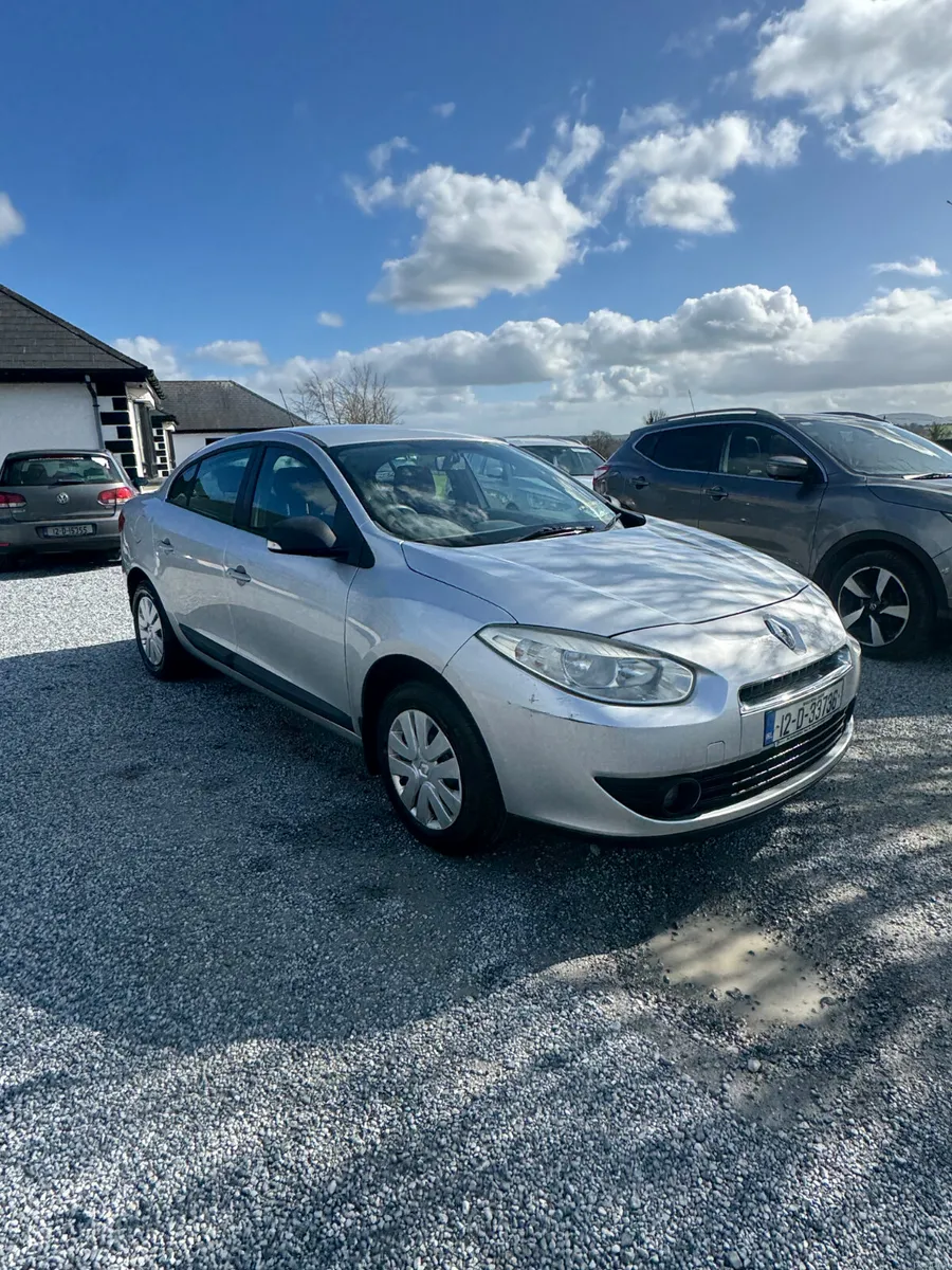 Renault Fluence 2012 - Image 1
