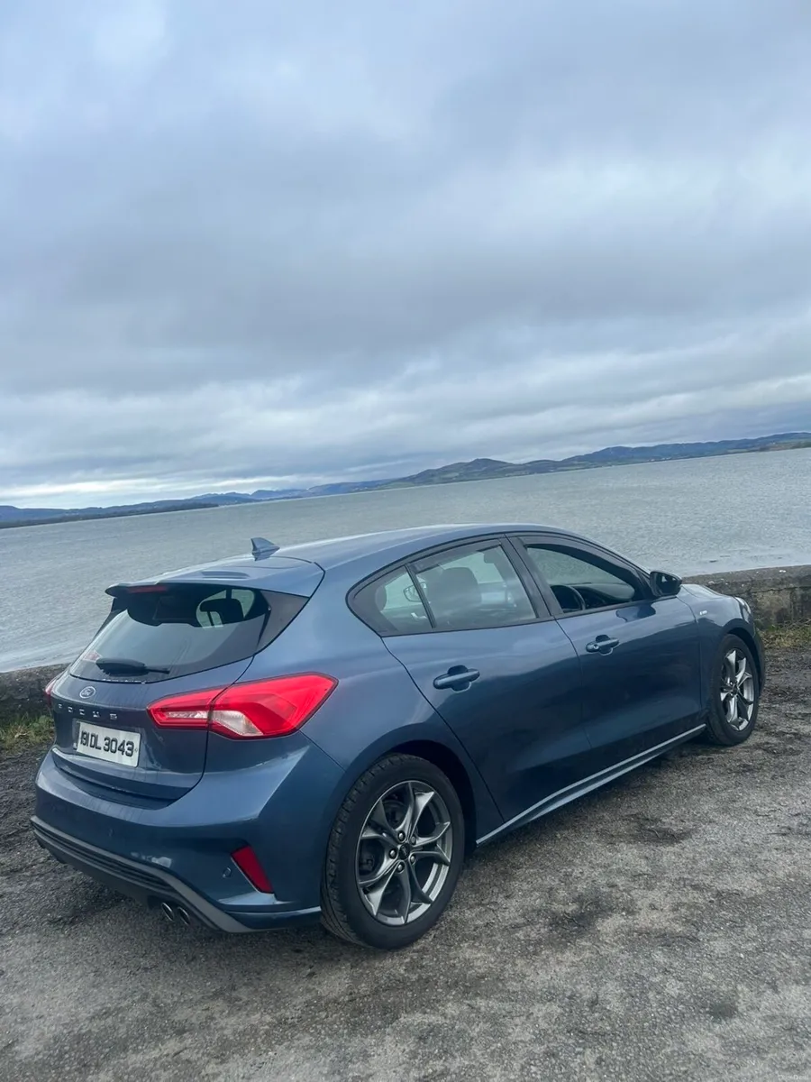 2019 ford focus st line - Image 3