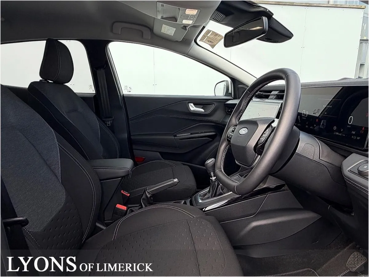 Ford Puma 1.0L EcoBoost Hybrid 125PS Titanium - Image 3