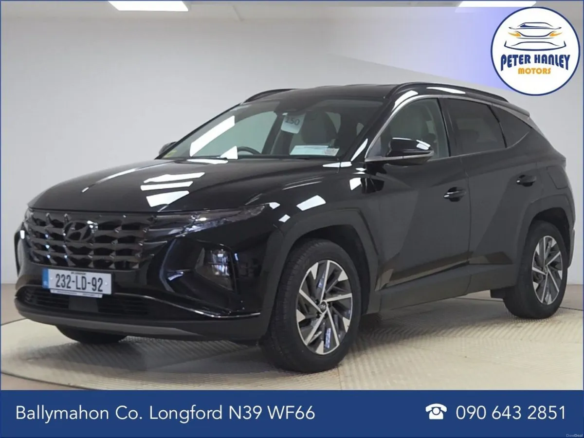 Hyundai Tucson 2WD Executive Plus - Image 3