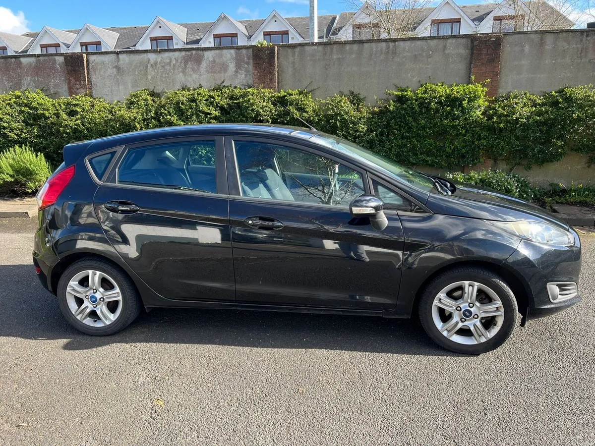 Ford Fiesta - Image 2