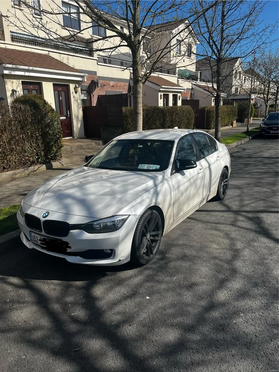 BMW 3 Series - Image 2
