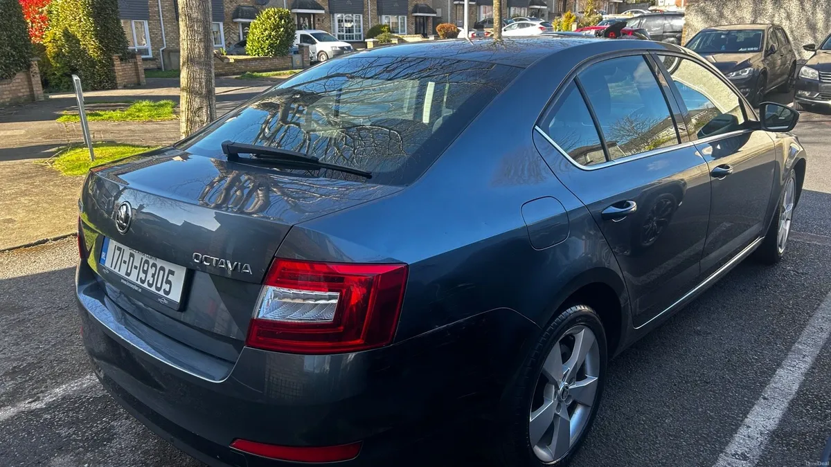 Skoda Octavia Diesel - Image 2