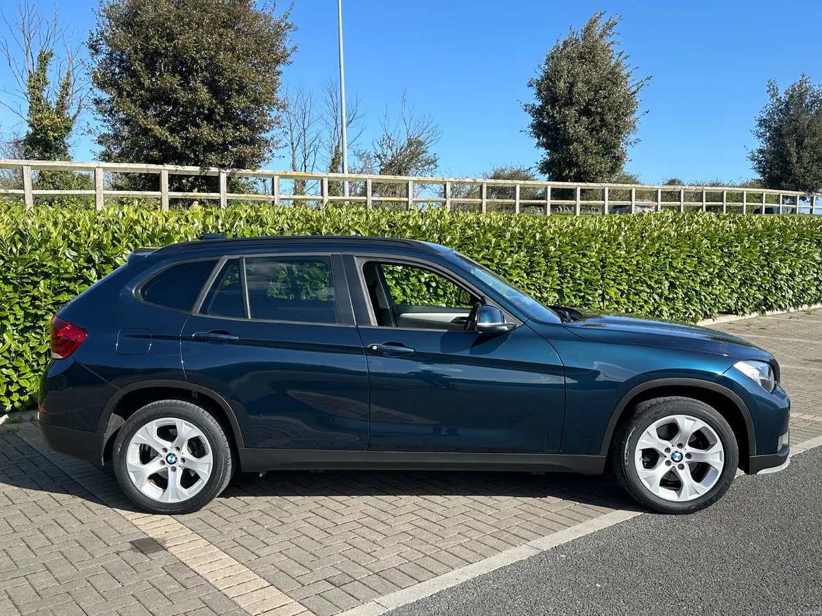 BMW X1 2015 Manual Very Low miles - Image 3