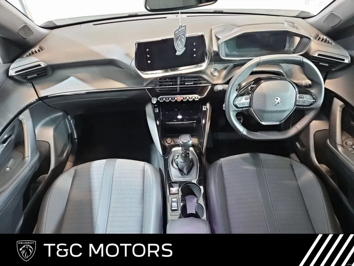 Peugeot 2008 Allure 1.2 Petrol Diamond Cut Alloys, - Image 3