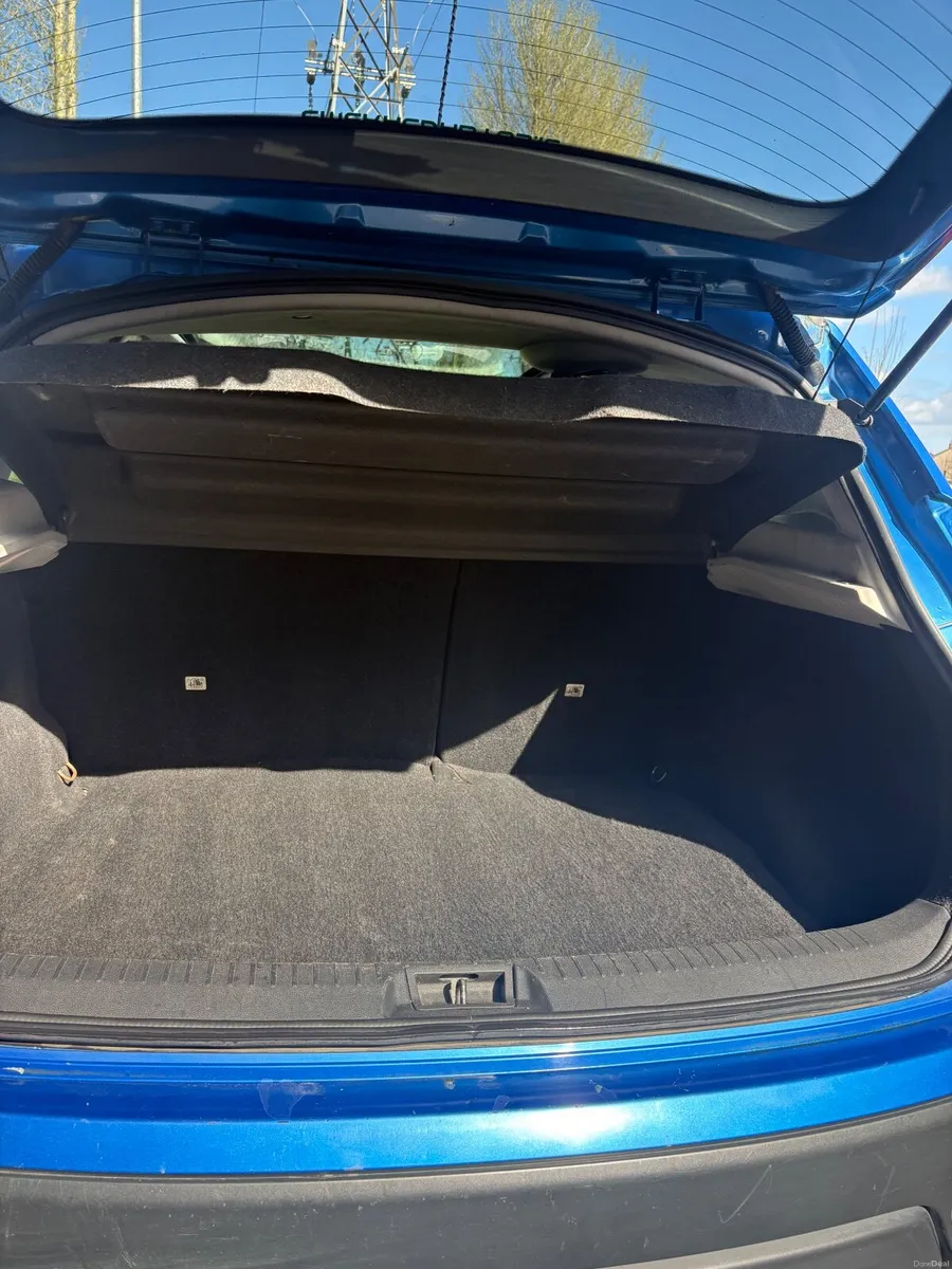 Nissan Qashqai 2010 - Image 2