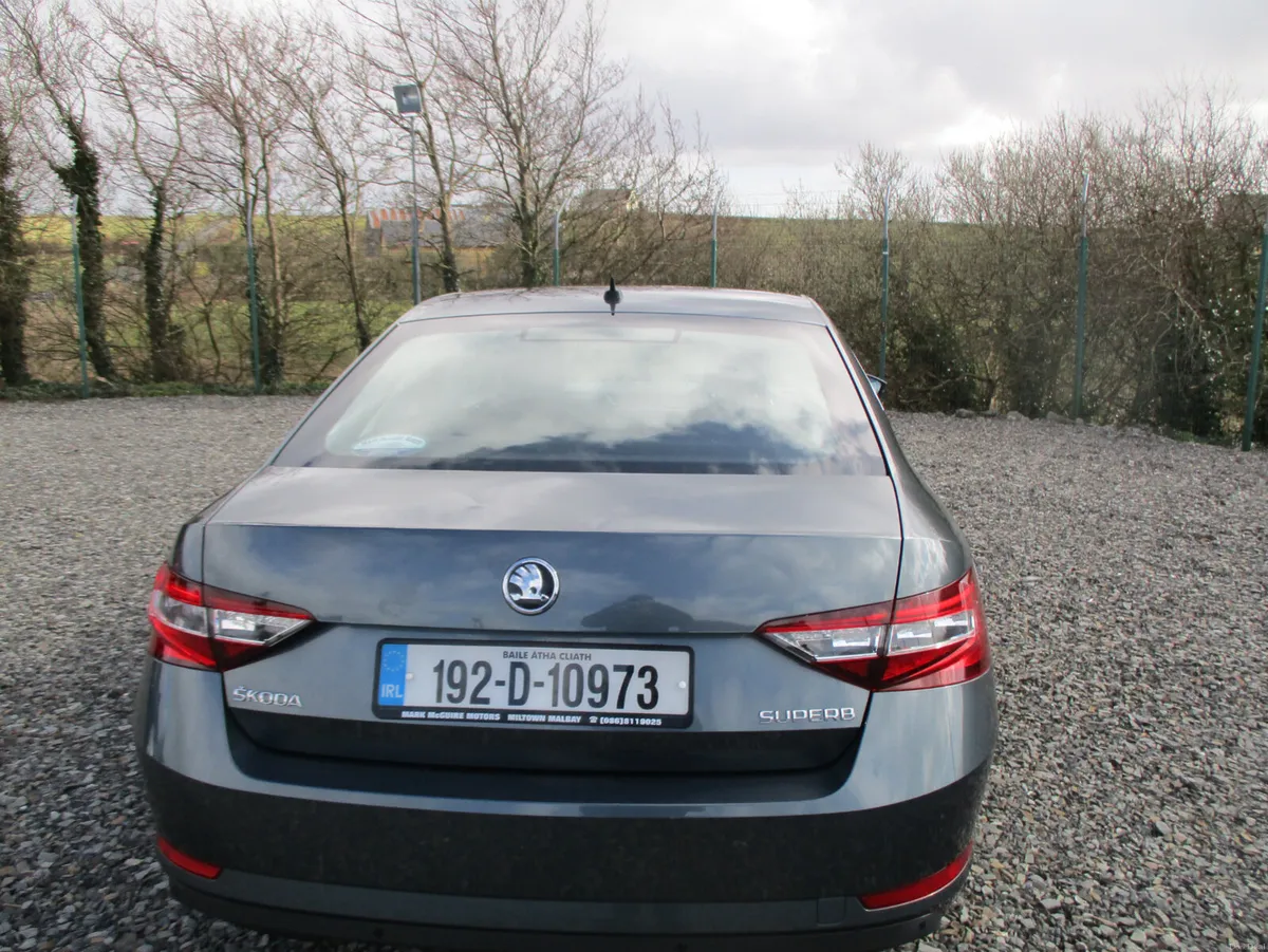 Skoda Superb 2019 2.0 TDI 150 BHP AMBITION - Image 3