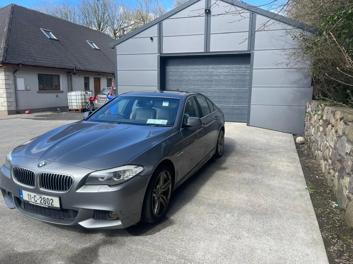 BMW 5-Series 2011 - Image 3