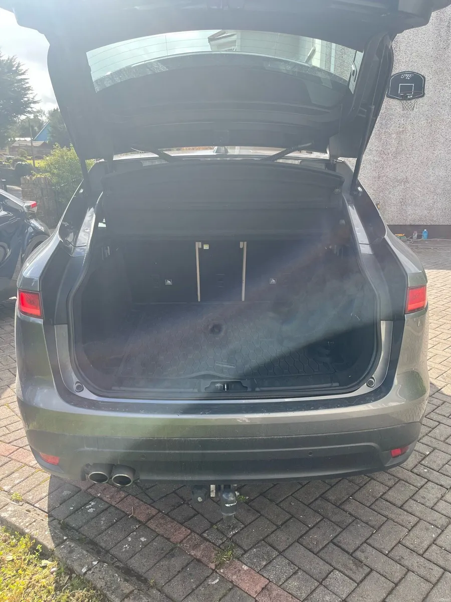 Jaguar F-Pace just serviced - Image 5