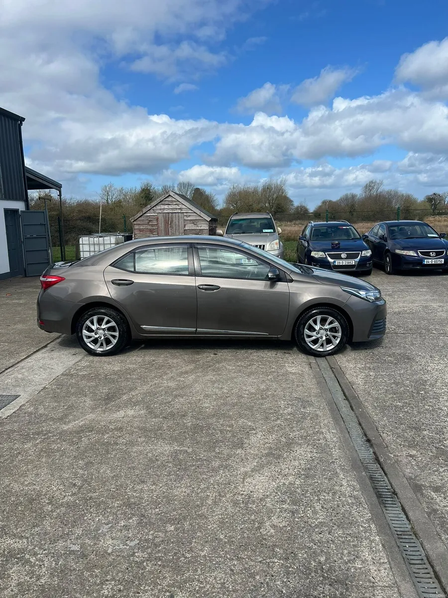 TOYOTA COROLLA 1.3 PETROL @ OWEN RYAN MOTORS - Image 4