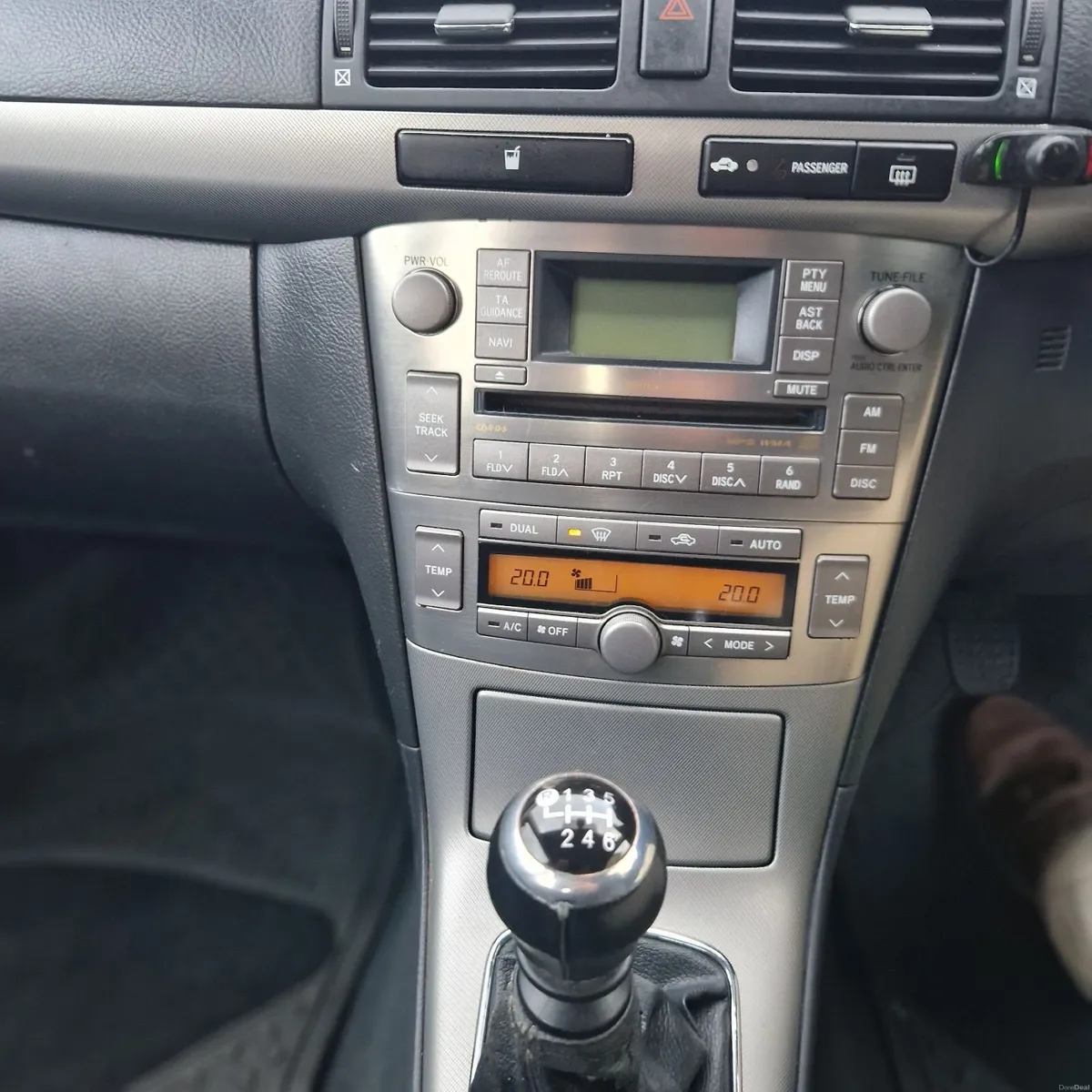 Toyota Avensis D4D 2009 Luna - Image 2