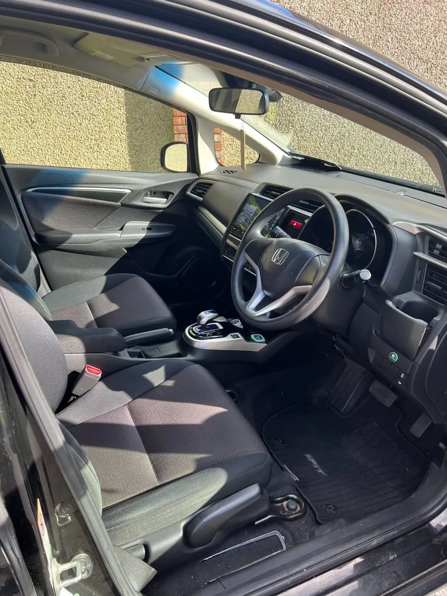 2013 Honda Fit  Hybrid Automatic - Image 4