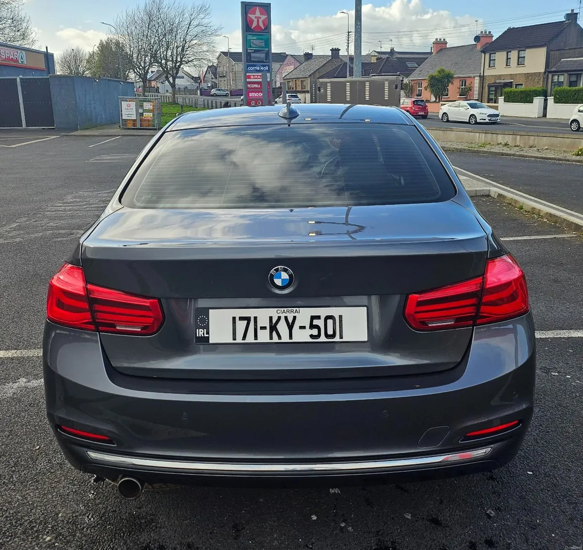 BMW 3-Series 2017 - Image 3