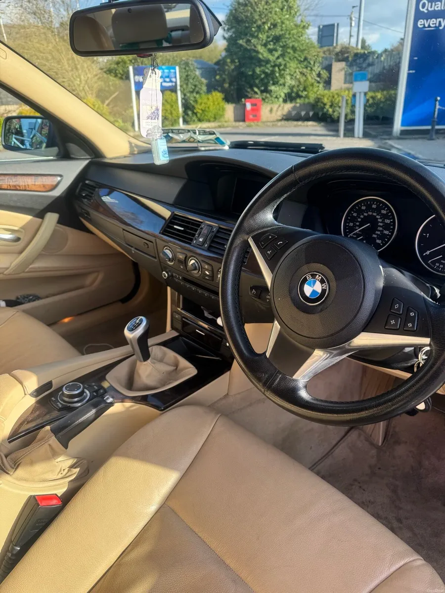 2009 BMW 520D TAX AND TESTED - Image 3