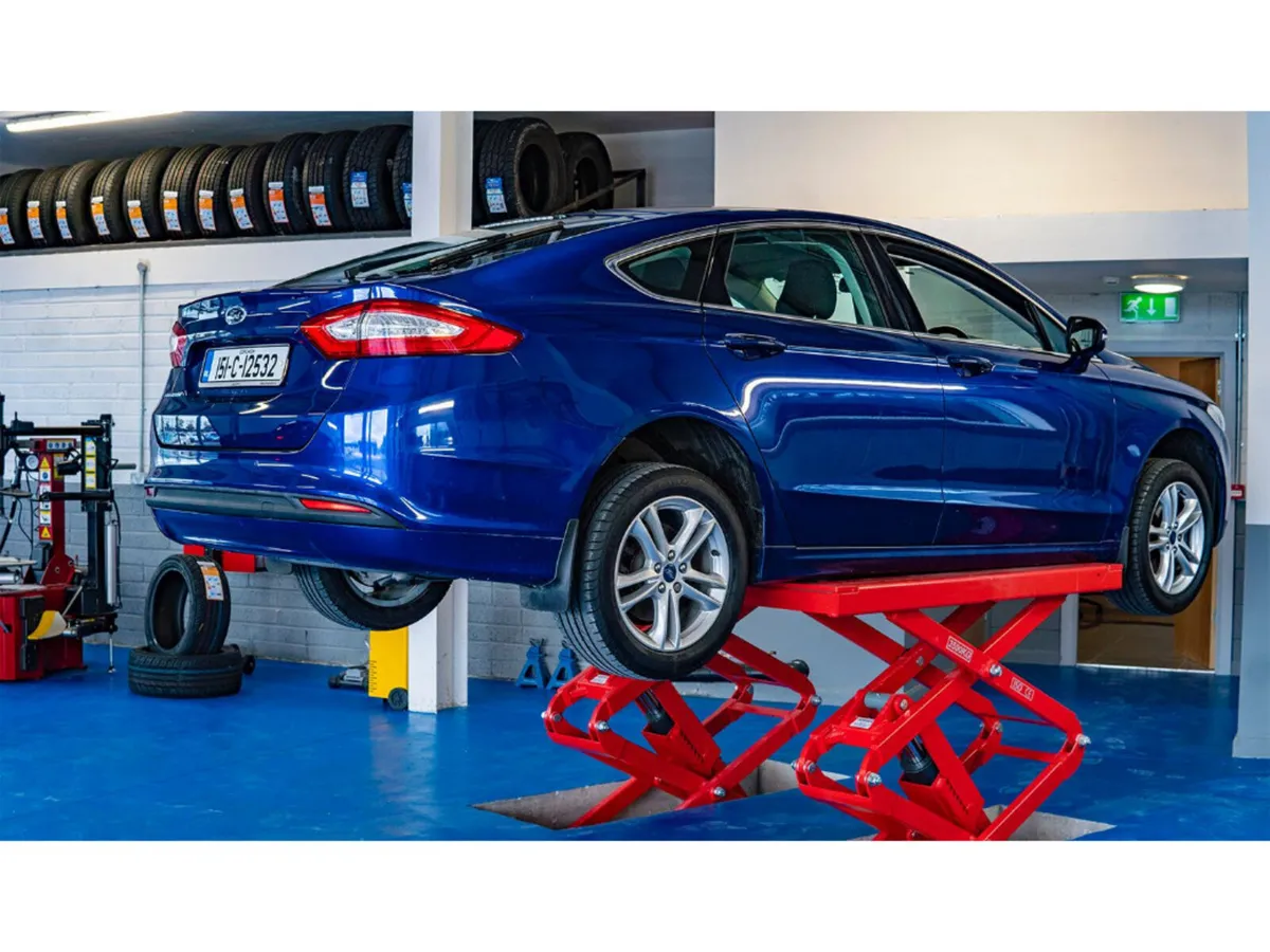 Peugeot 3008 FL Active 1.2 130BHP 5DR*QUALITY ASSU - Image 2