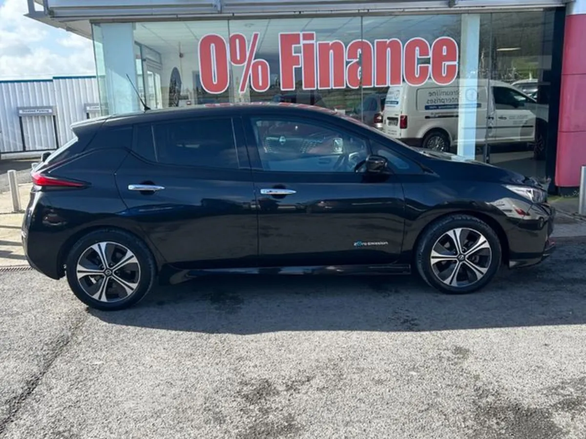 Nissan Leaf 40k EV SVE 40KW 18 4DR Auto - Image 1