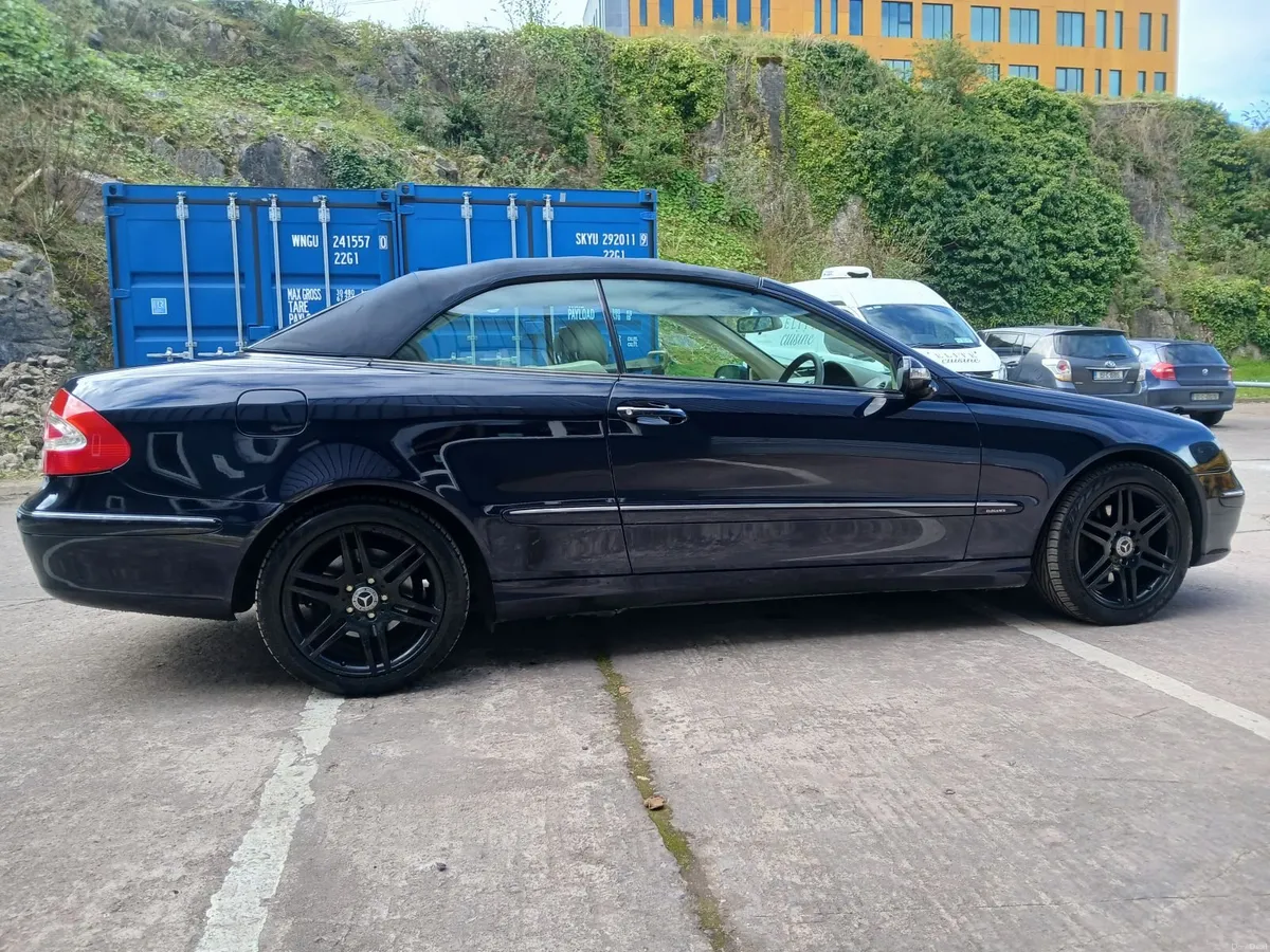 Mercedes-Benz CLK 2005 - Image 4