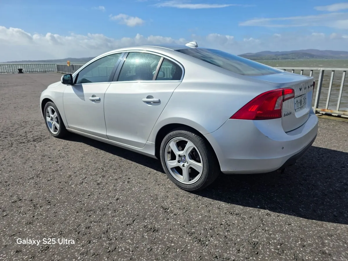 Volvo S60 2011 - Image 3