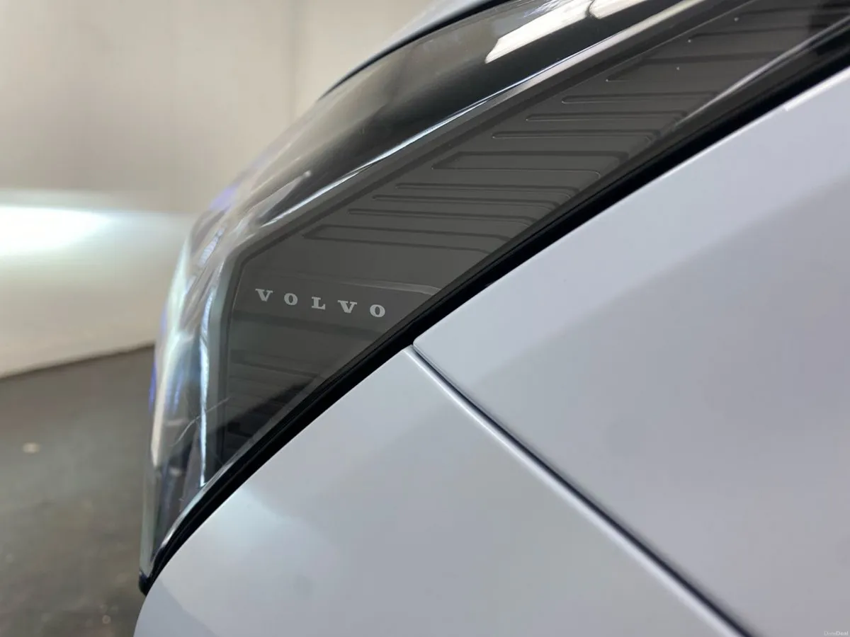 Volvo EX30 Availible to order now for 271 Cloud bl - Image 6