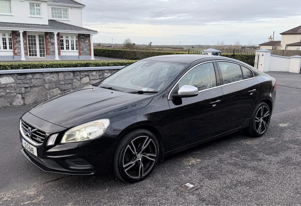 VOLVO S60 D3 R-Design - Image 1