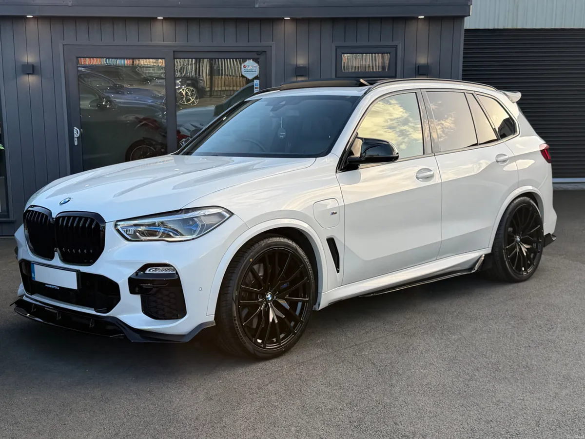2021/211 BMW X5 45E MSPORT *MEGA SPEC* - Image 2