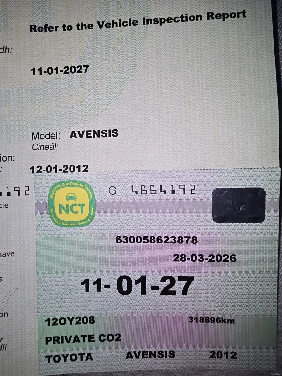 Toyota Avensis 2012 - Image 1