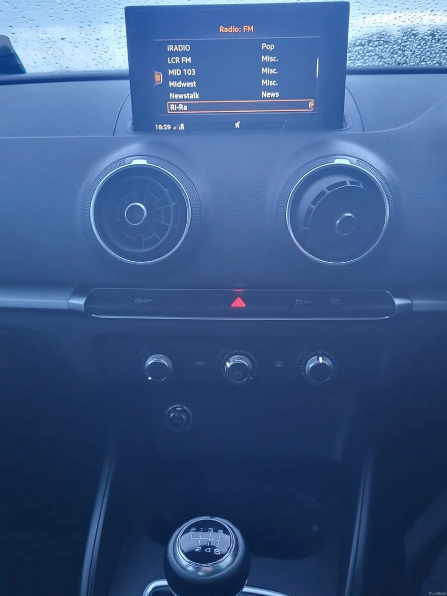 Audi A3 2017 - Image 6