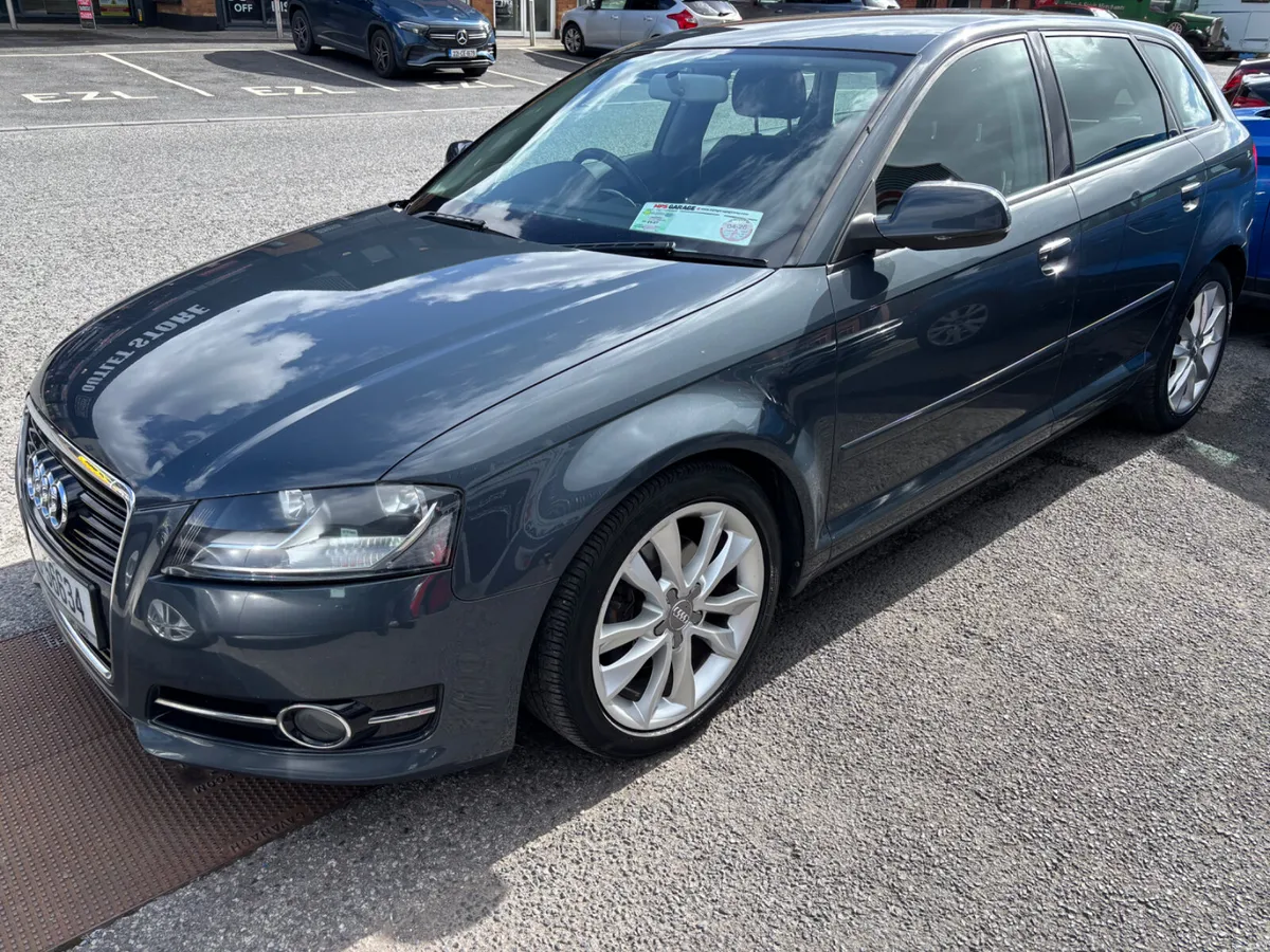 2011 Audi A3 2.0 TDI  SPORT - Image 4