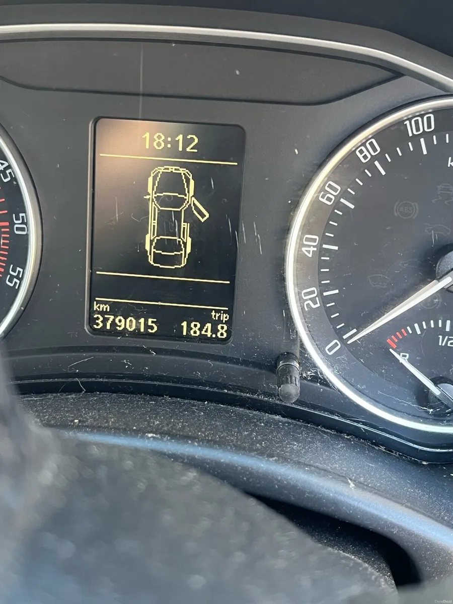 2010 Skoda Octavia 1.6 Diesel - Image 6