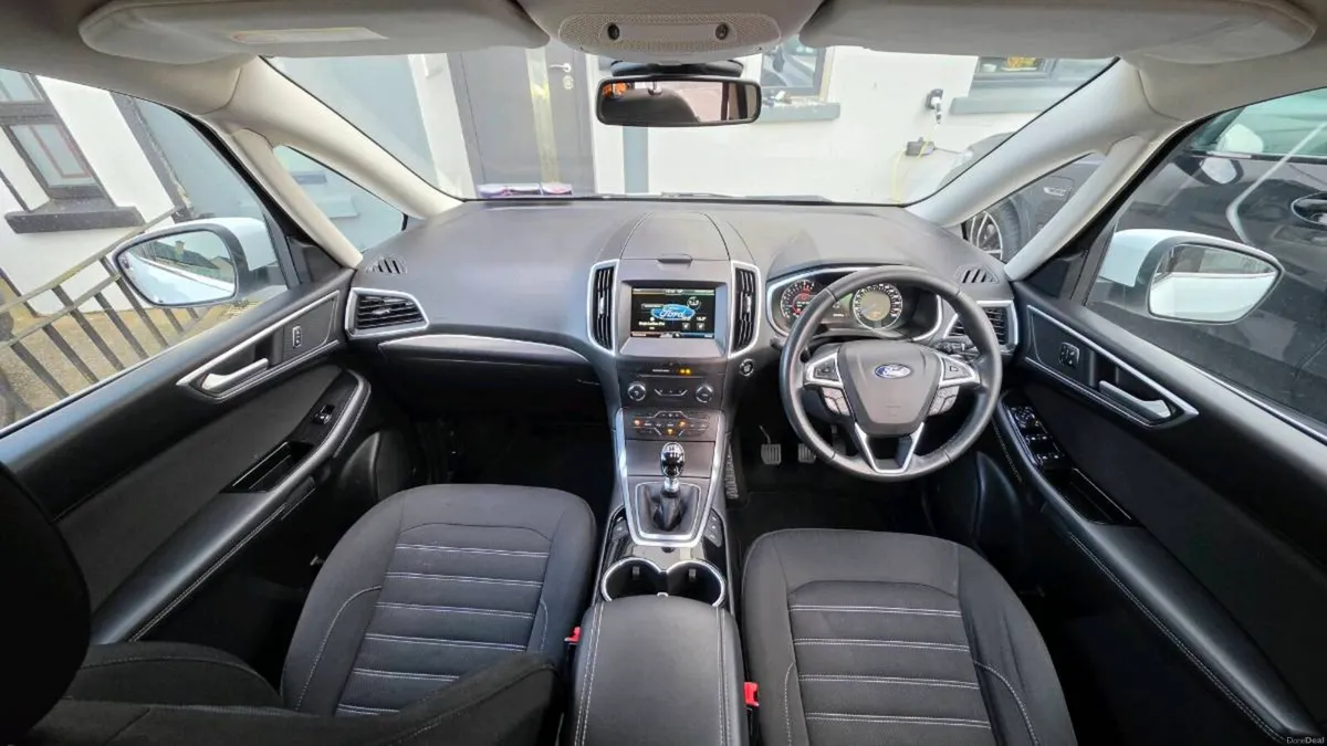 Ford Galaxy 7 seaters - Image 4