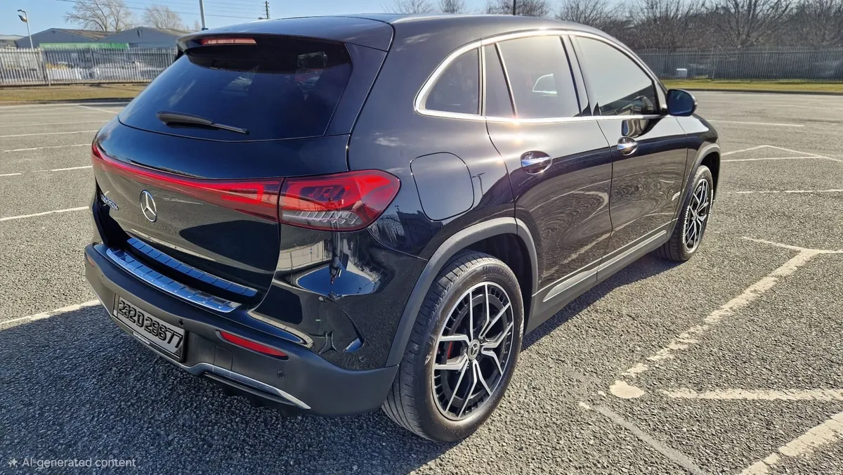 Mercedes-Benz EQA 250+ AMG Line Premium 2023 - Image 4