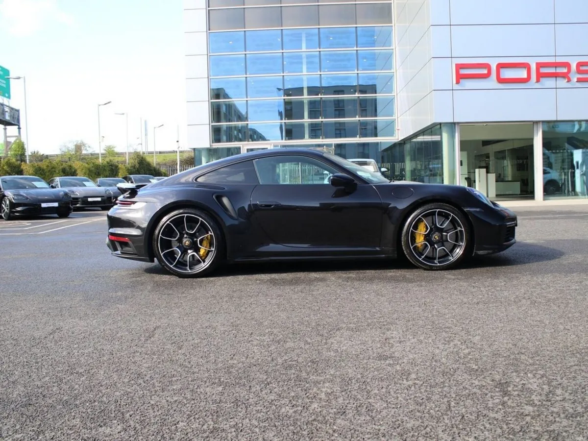 Porsche 911 Turbo S - Image 3