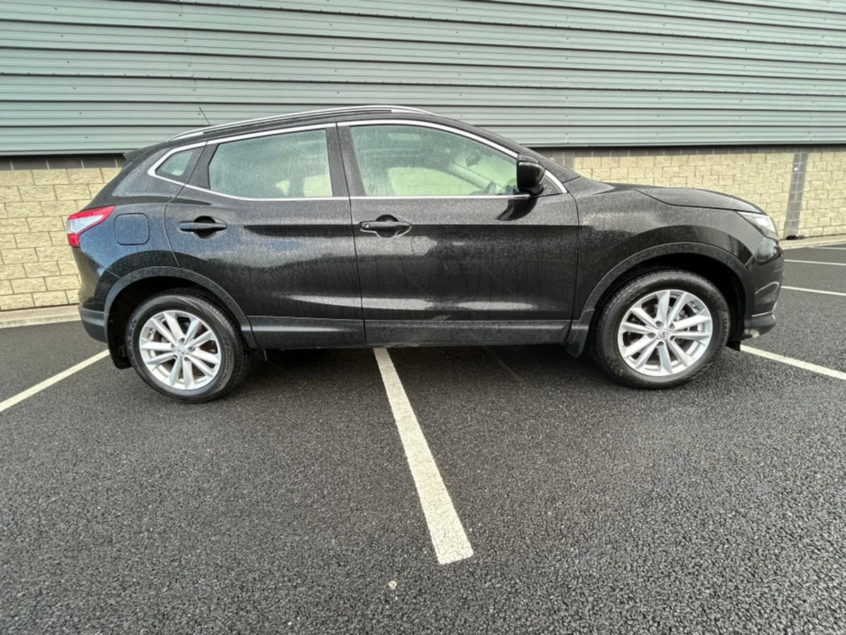 Nissan Qashqai 1.2 SV ** 1 OWNER IRISH CAR ** PANO - Image 3