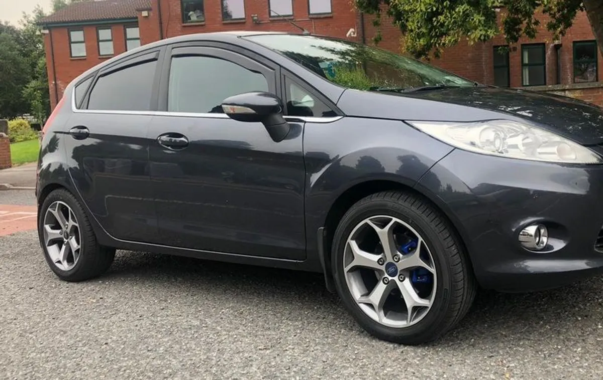 Ford Fiesta Titanium - Image 4