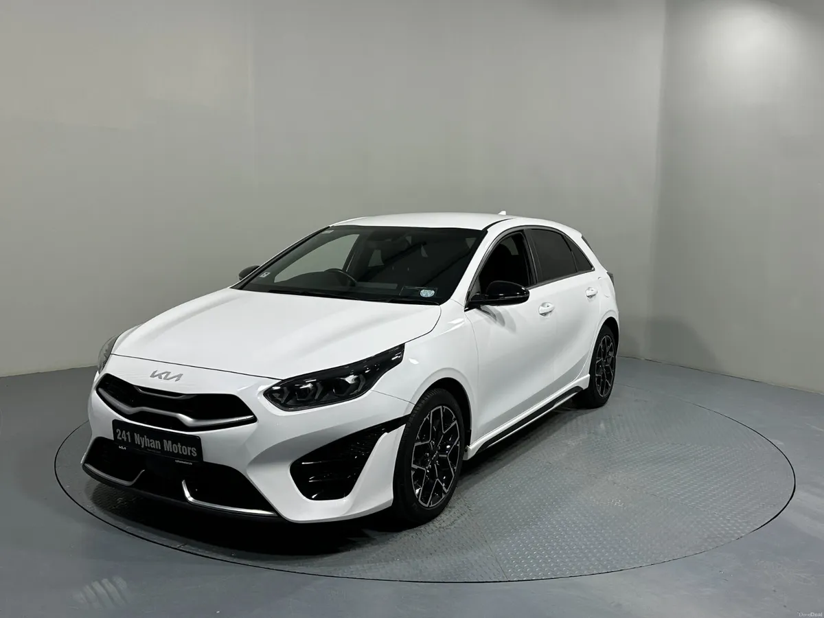 Kia Ceed GT Line 1.6 Diesel 241 - Image 3