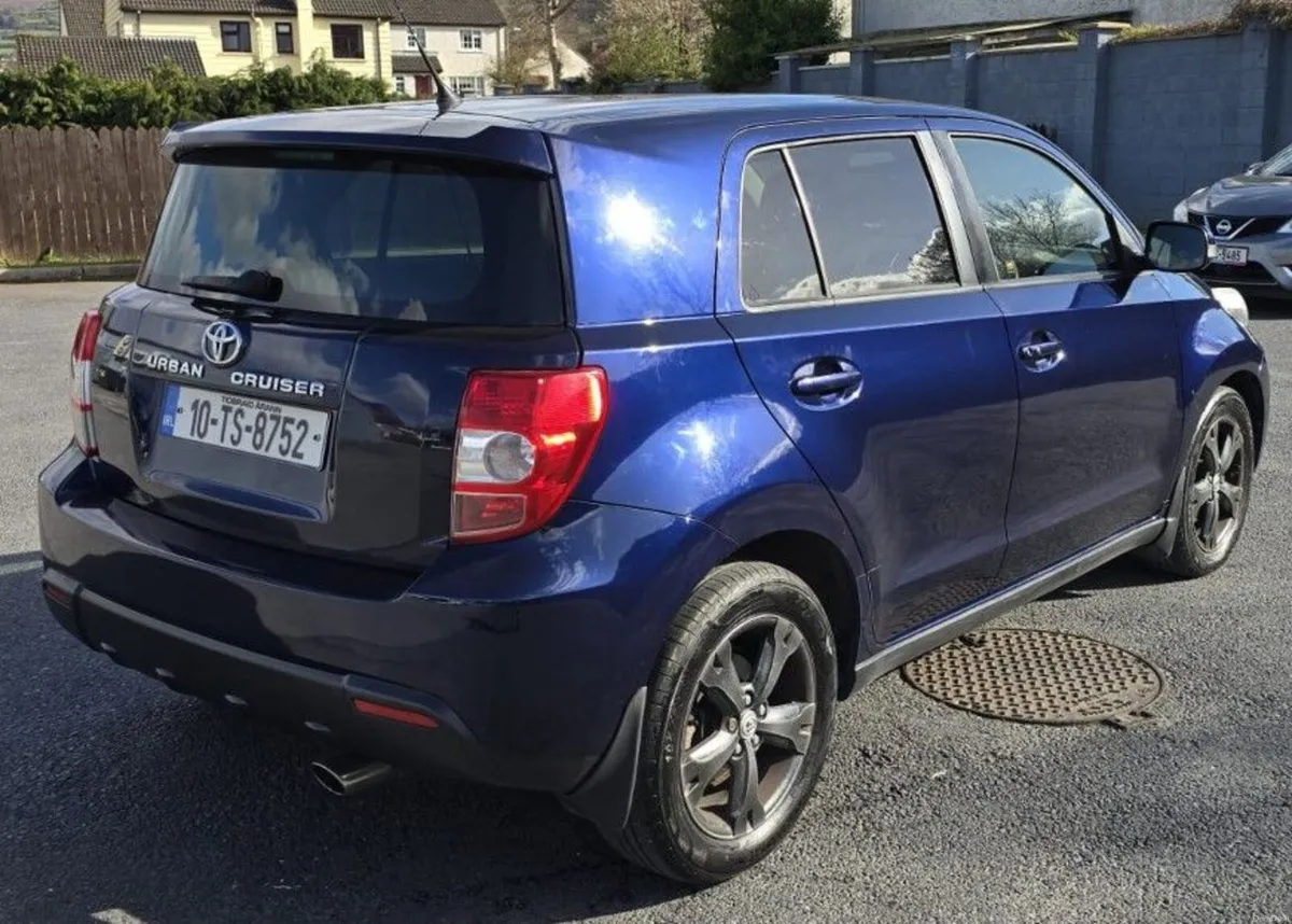 Toyota Urban Cruiser 2010 - Image 3